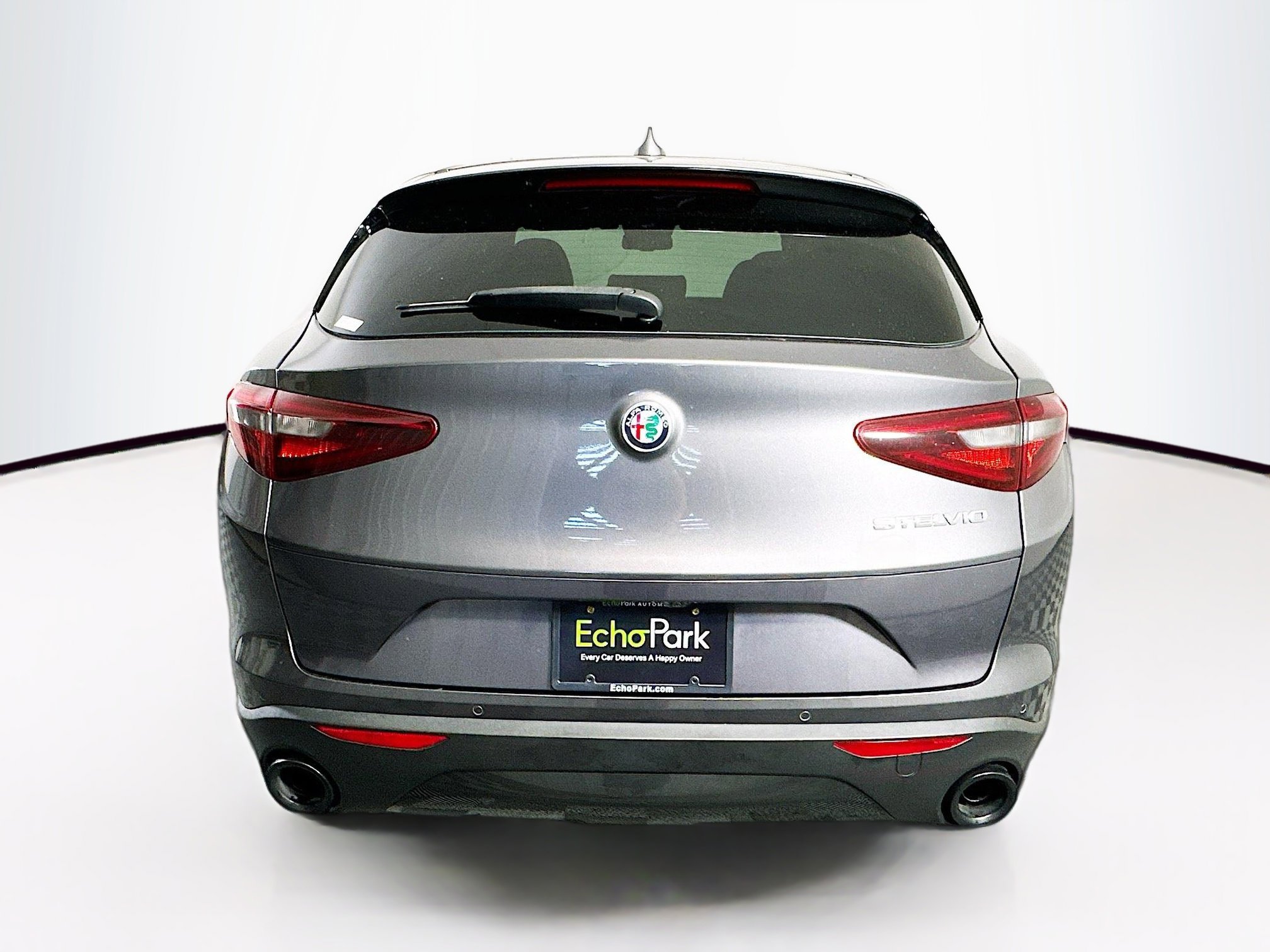 Used 2023 Alfa Romeo Stelvio Sprint RWD image 7