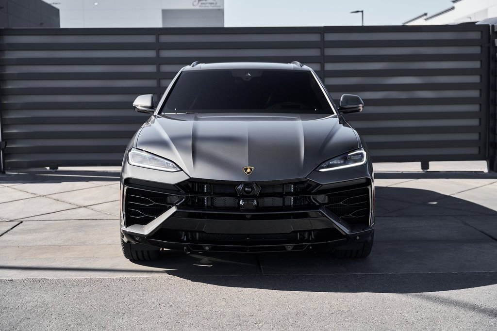 Used 2025 Lamborghini Urus SE image 15