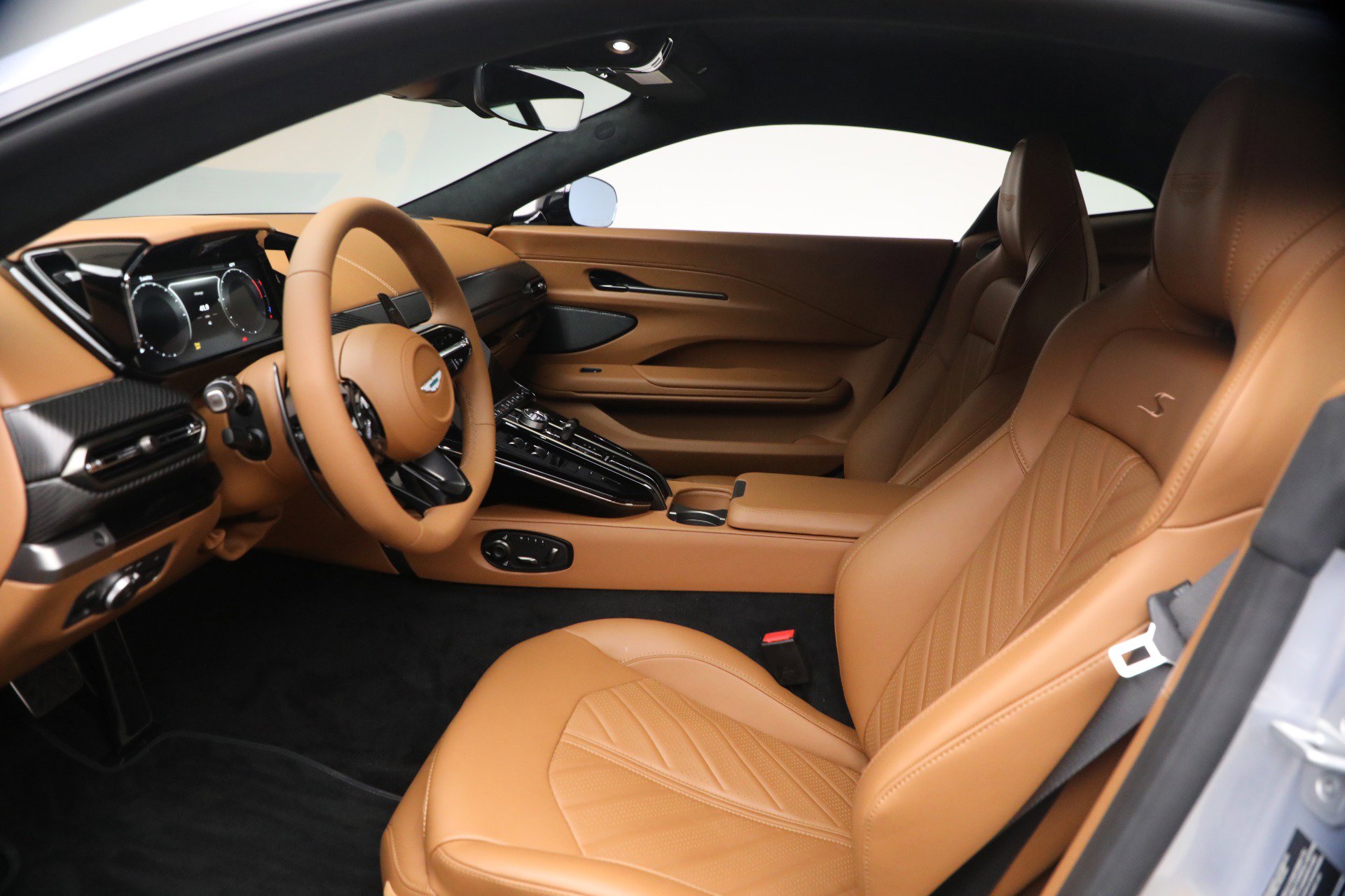 New 2026 Aston Martin V8 Vantage S image 15