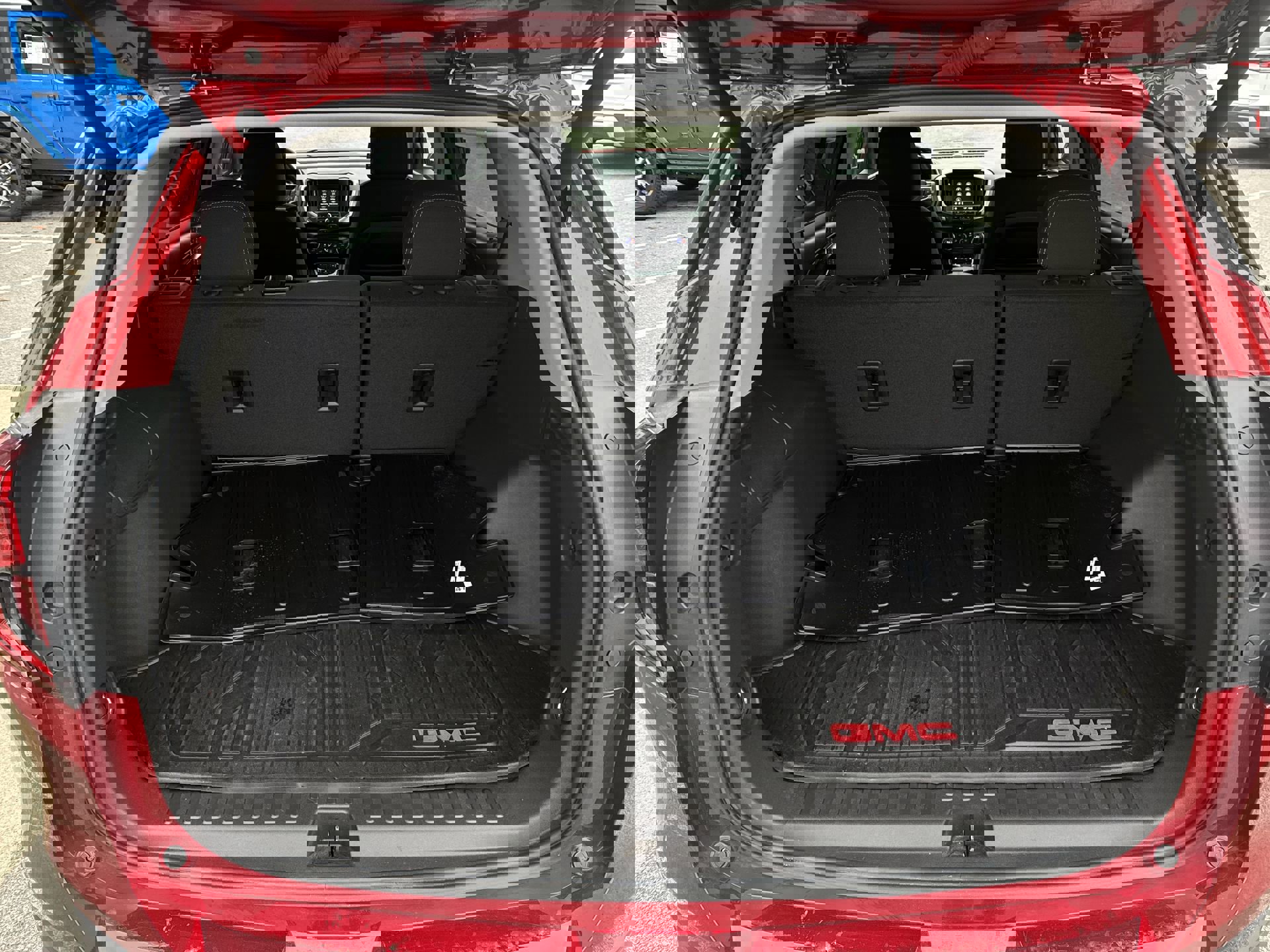 Certified 2024 GMC Terrain SLE w/ Driver Convenience Package image 27