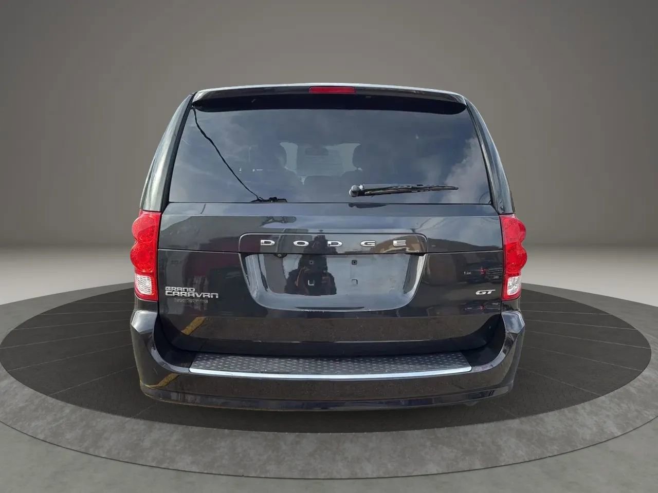 Used 2020 Dodge Grand Caravan GT image 6