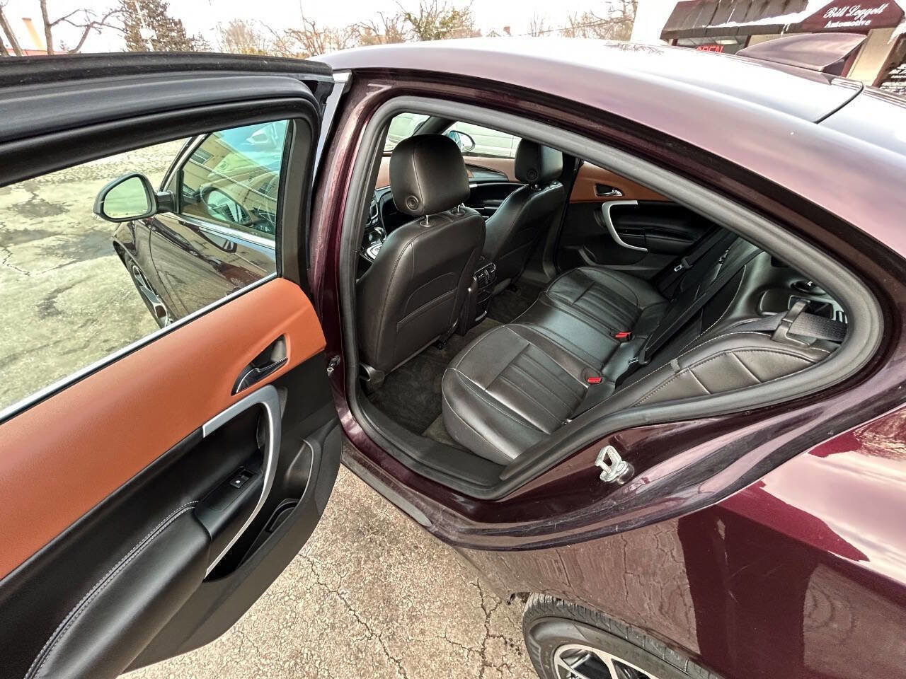 Used 2017 Buick Regal Sport Touring image 5