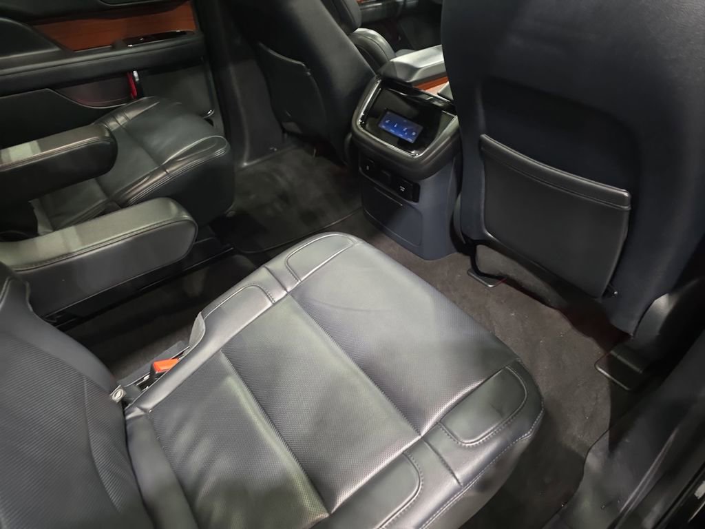 Used 2024 Lincoln Navigator Premiere image 11