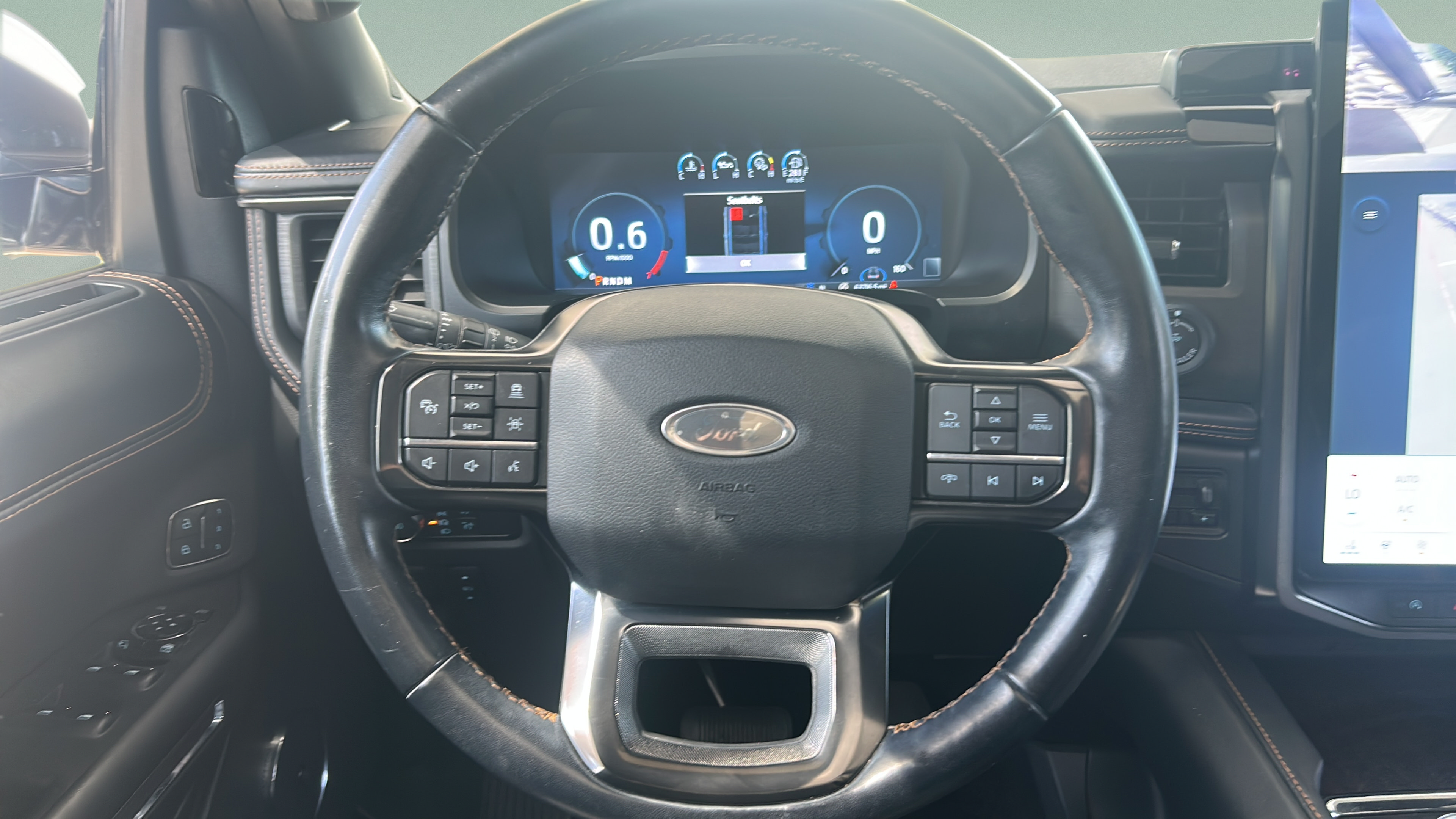 Used 2022 Ford Expedition Max Platinum AWD/4WD image 28