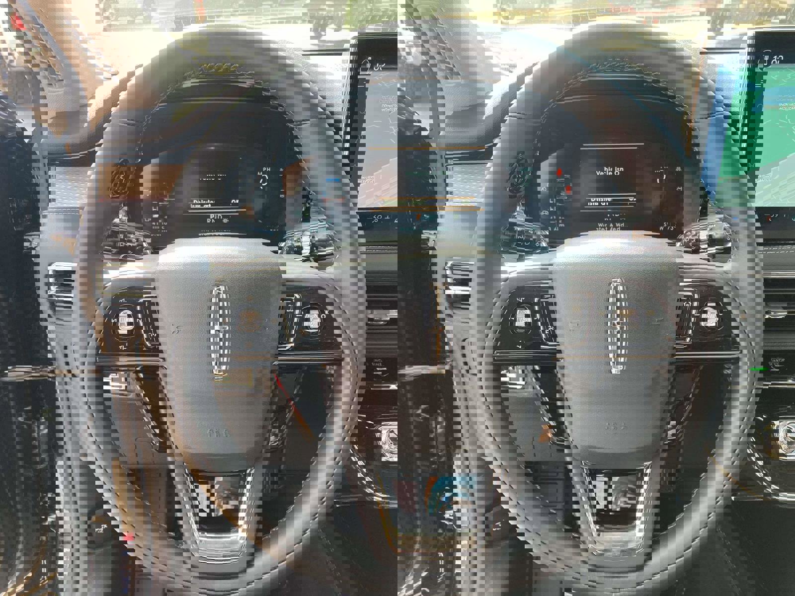 New 2026 Lincoln Corsair Reserve w/ Jet Appearance Package image 32