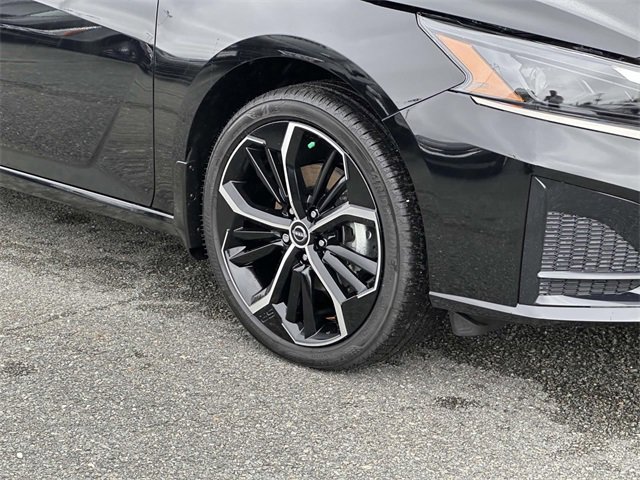 New 2025 Nissan Altima 2.5 SR image 7