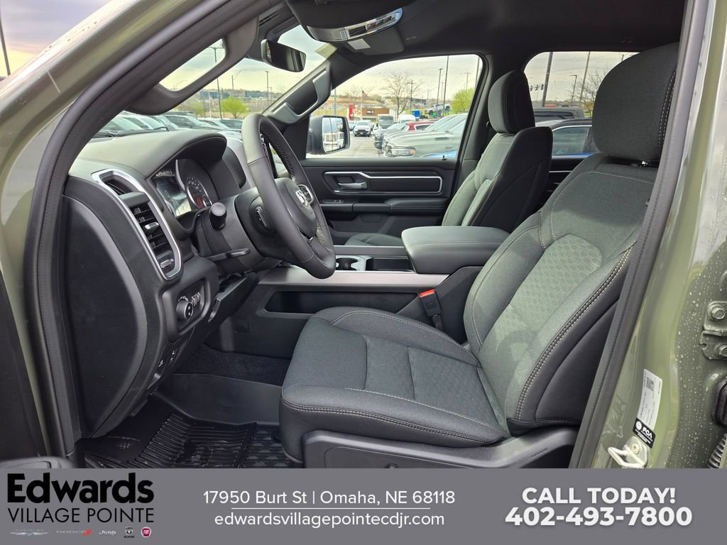 New 2026 RAM 1500 Big Horn AWD/4WD image 13