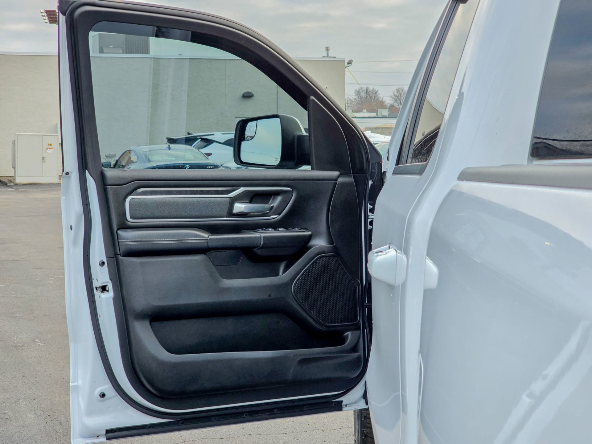 Used 2022 RAM 1500 Big Horn image 30