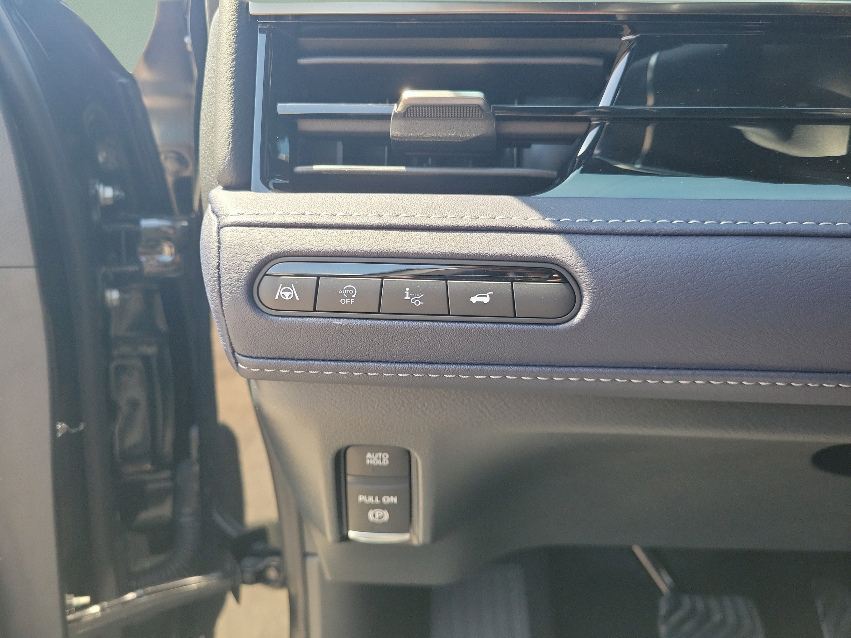 New 2027 INFINITI QX80 Sensory w/ Sport Exterior Package AWD/4WD image 13