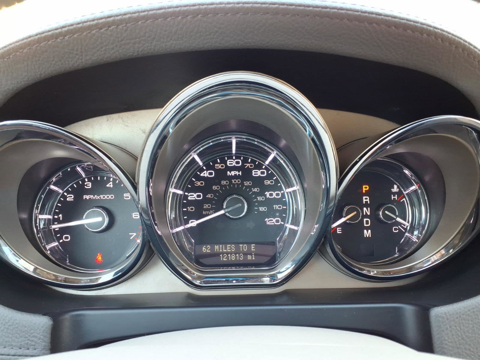 Used 2011 Lincoln MKT 2WD w/ 101A Rapid Spec Order Code image 21