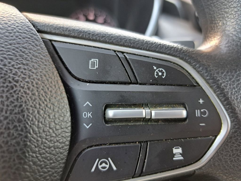 Used 2023 Hyundai Santa Fe SE image 15