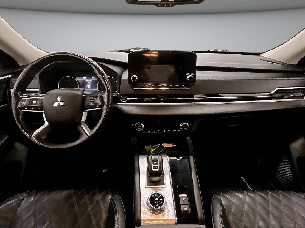 Used 2022 Mitsubishi Outlander SEL AWD/4WD image 7