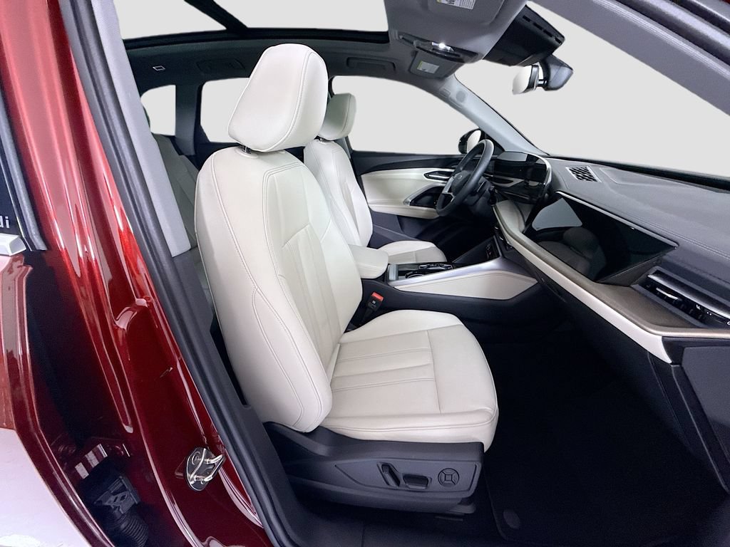 Used 2025 Audi Q5 Premium w/ Premium Plus AWD/4WD image 20