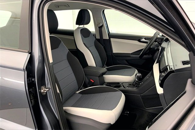 New 2026 Volkswagen Taos S image 9