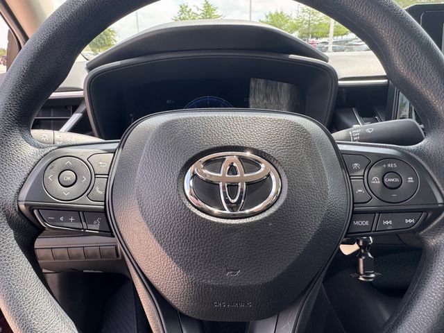 Used 2026 Toyota Corolla LE FWD image 12