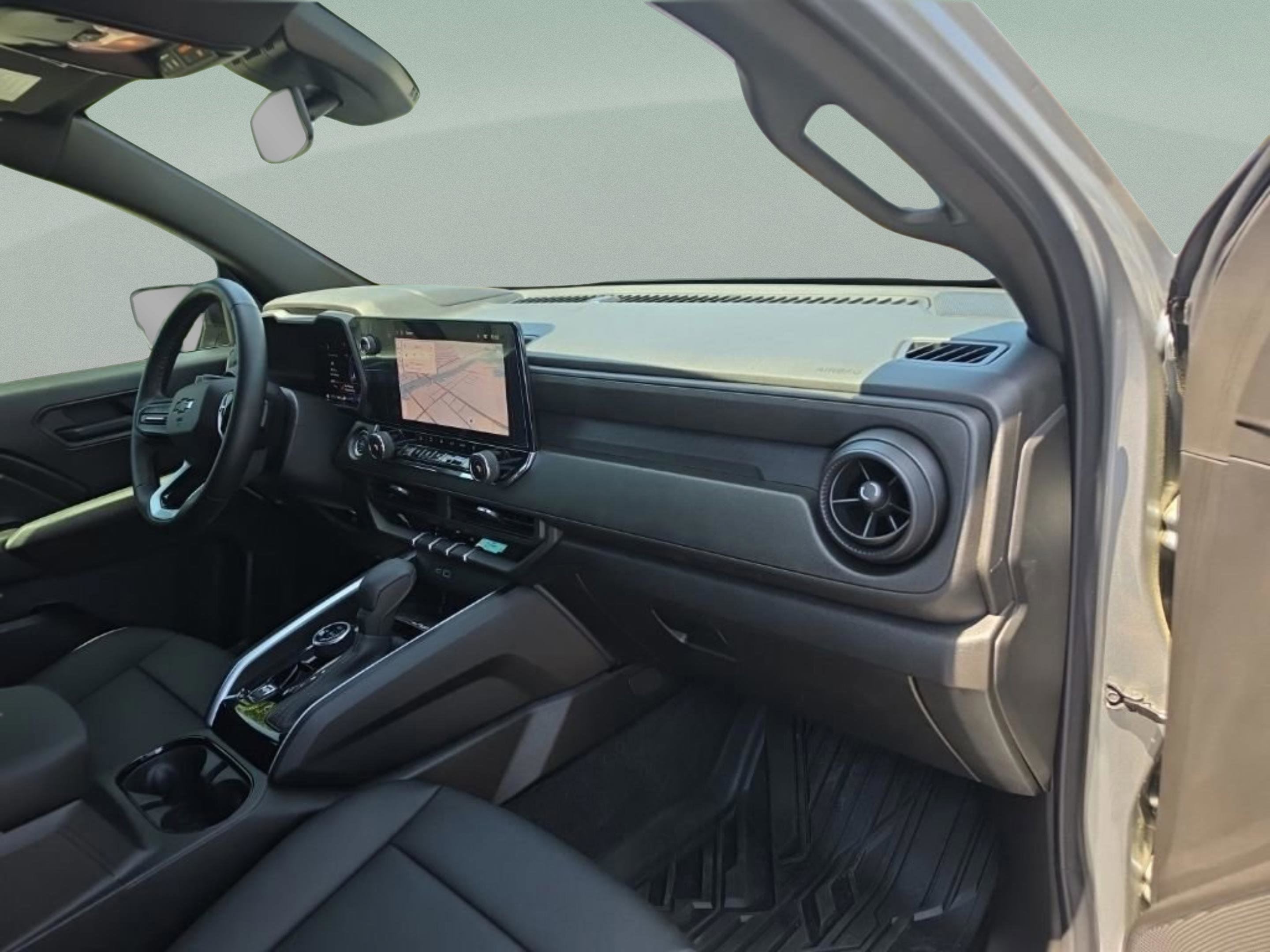 Used 2026 Chevrolet Colorado Trail Boss AWD/4WD image 26