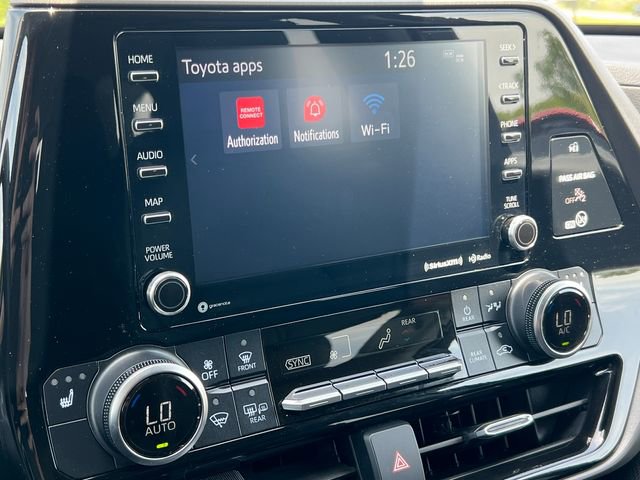 Used 2022 Toyota Highlander XLE AWD/4WD image 27