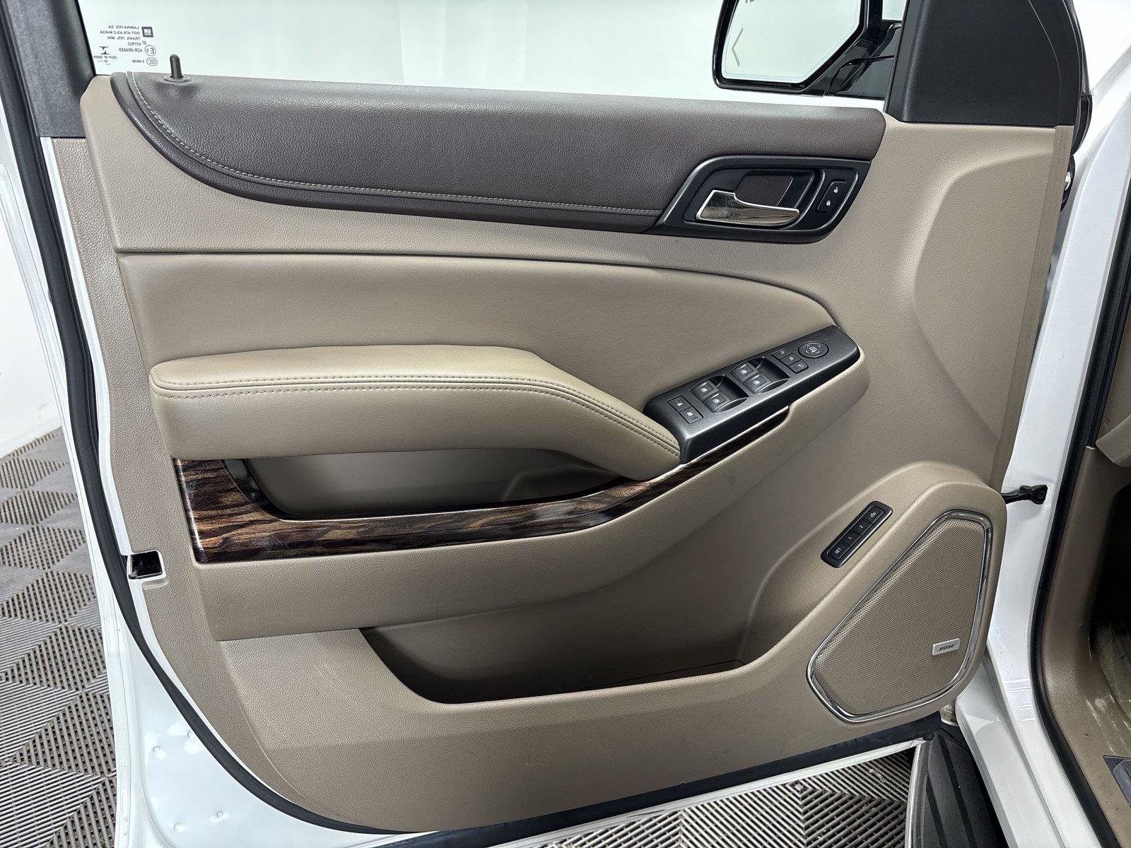 Used 2016 GMC Yukon SLT w/ Open Road Package AWD/4WD image 14
