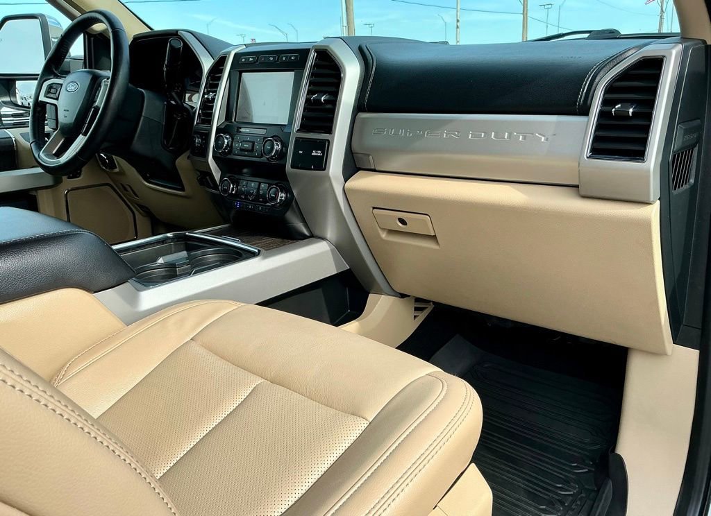 Used 2020 Ford F350 Lariat w/ Lariat Ultimate Package AWD/4WD image 25