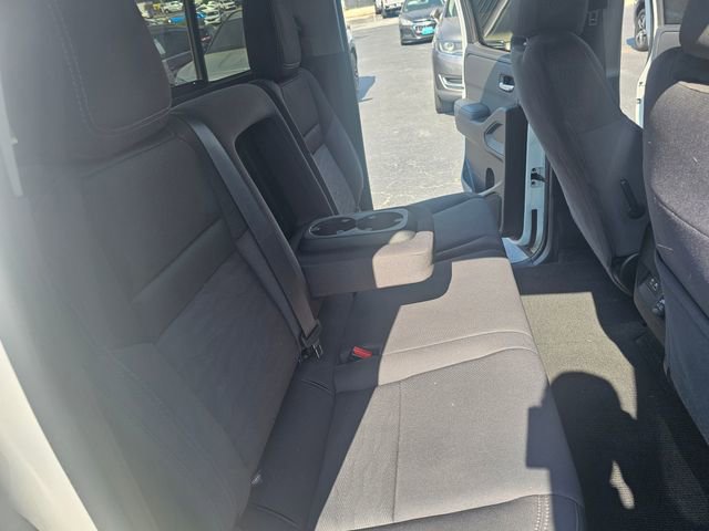 Used 2024 Nissan Frontier SV w/ SV Convenience Package RWD image 14