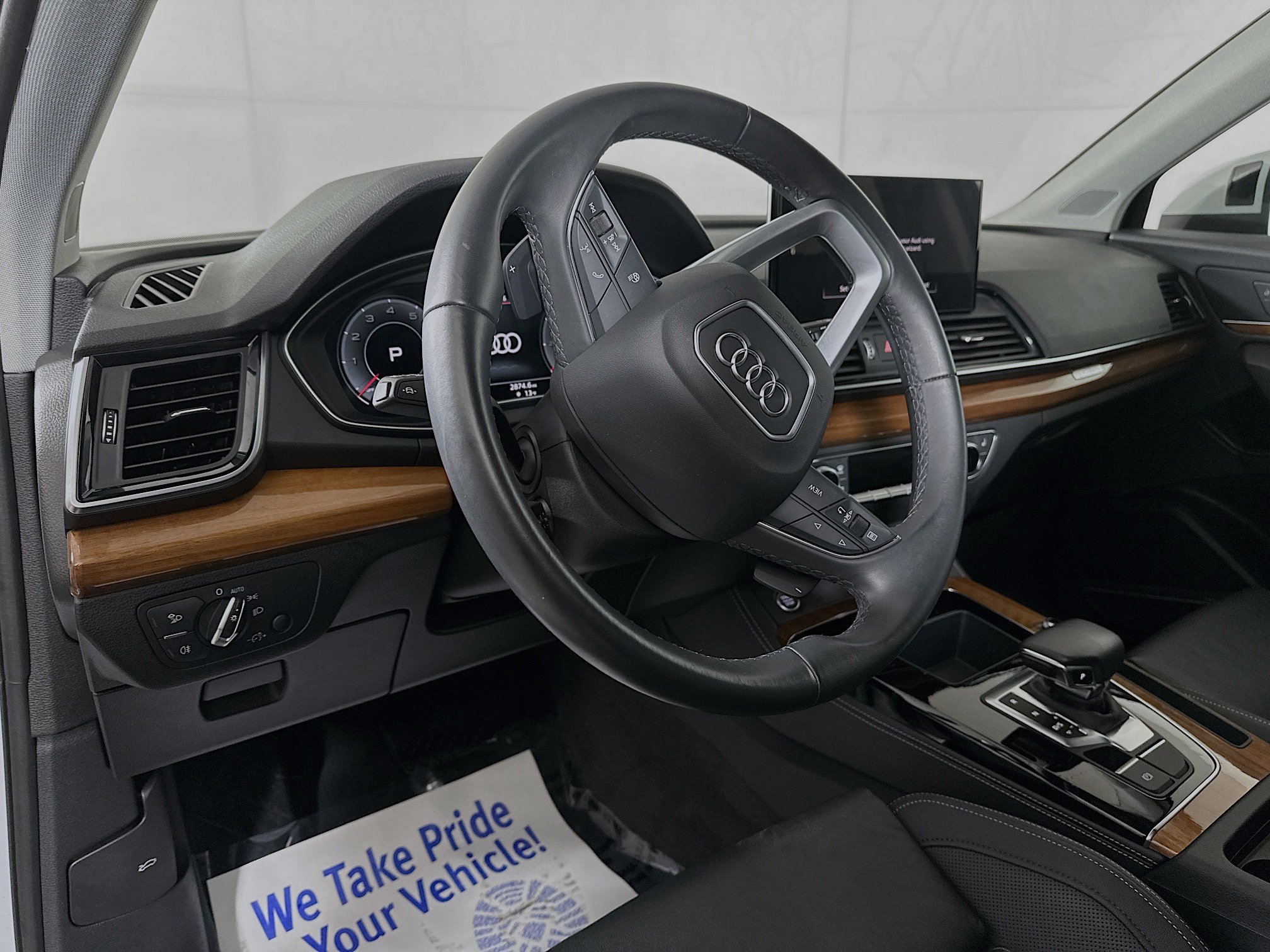 Used 2023 Audi Q5 2.0T Premium Plus w/ Premium Plus Package image 9