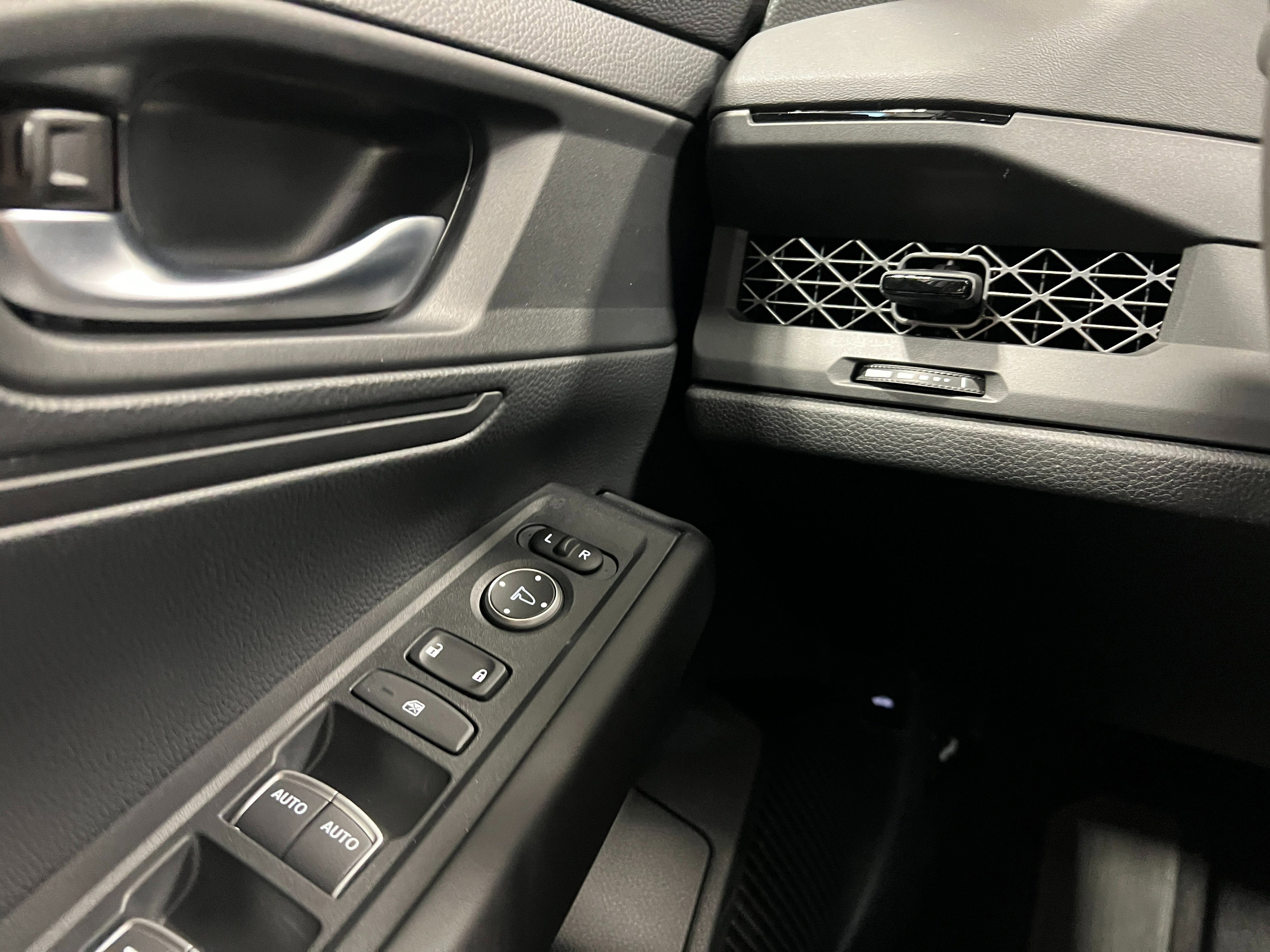 New 2025 Honda Accord LX image 15