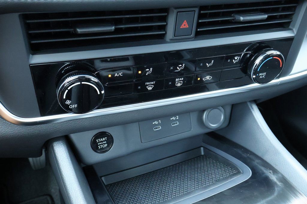 New 2026 Nissan Rogue S image 12