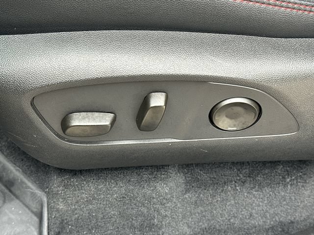 Certified 2026 Chevrolet Traverse RS w/ LPO, Floor Liner Package AWD/4WD image 40