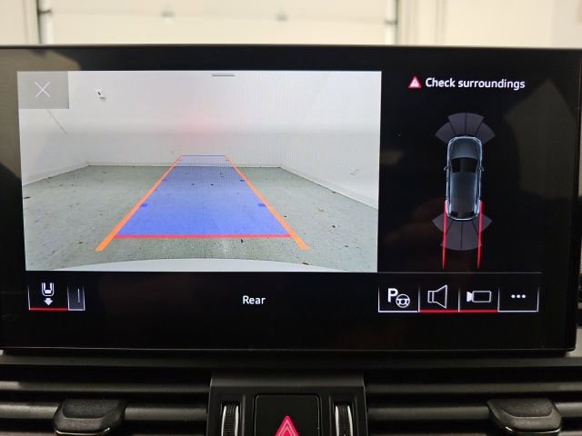 Used 2022 Audi Q5 e Prestige image 25