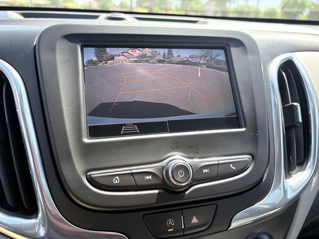Used 2022 Chevrolet Equinox LS w/ LS Convenience Package FWD image 19