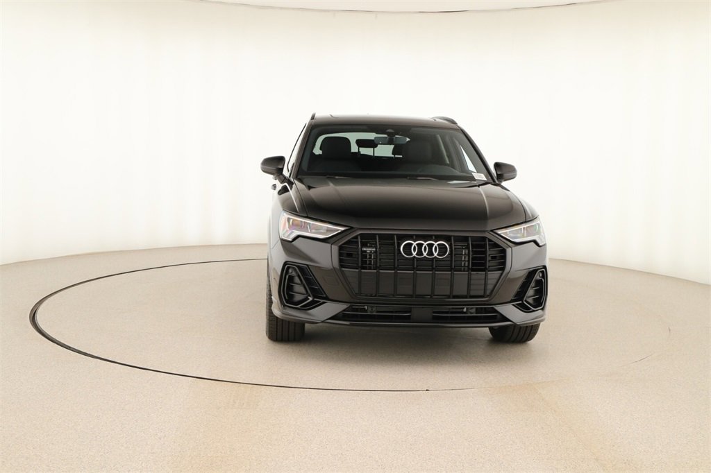 New 2025 Audi Q3 2.0T Premium image 11