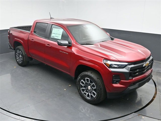 Used 2024 Chevrolet Colorado LT w/ LT Convenience Package III image 27