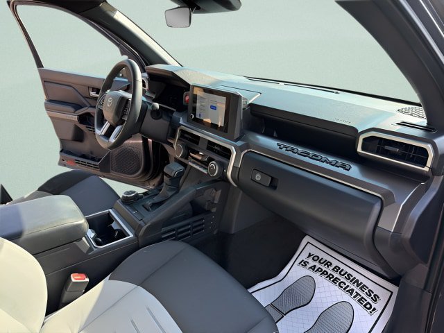 Used 2026 Toyota Tacoma TRD Off-Road AWD/4WD image 26