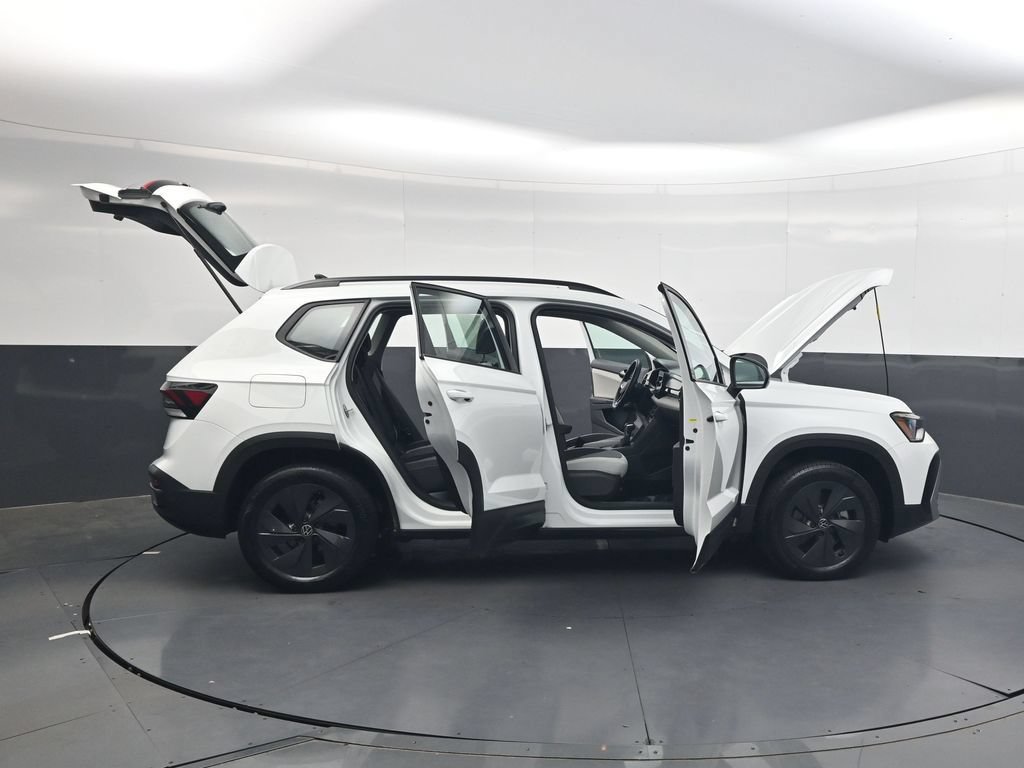 Used 2025 Volkswagen Taos S FWD image 40
