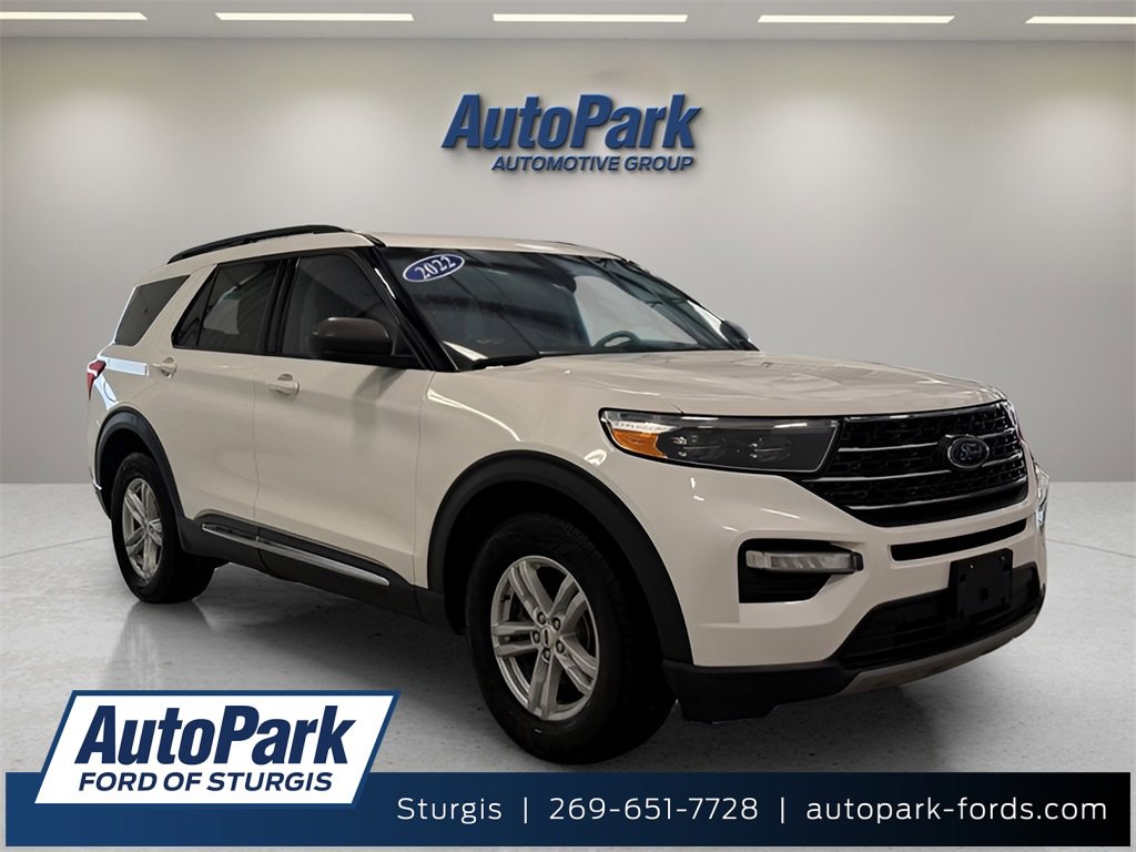 Used 2022 Ford Explorer XLT image 1