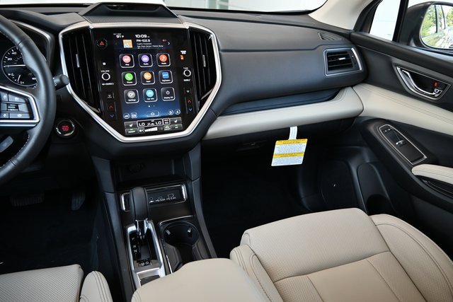 New 2025 Subaru Ascent Limited image 10