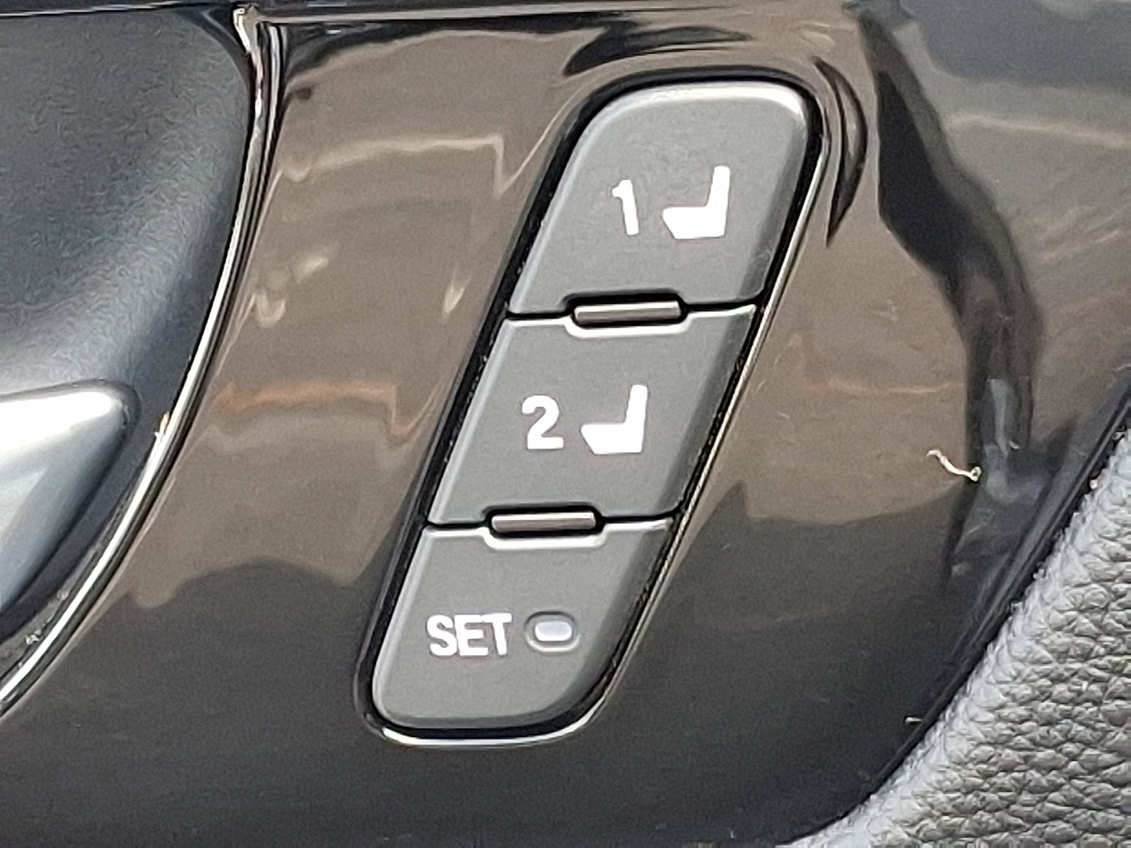 Used 2024 Honda CR-V EX-L image 29