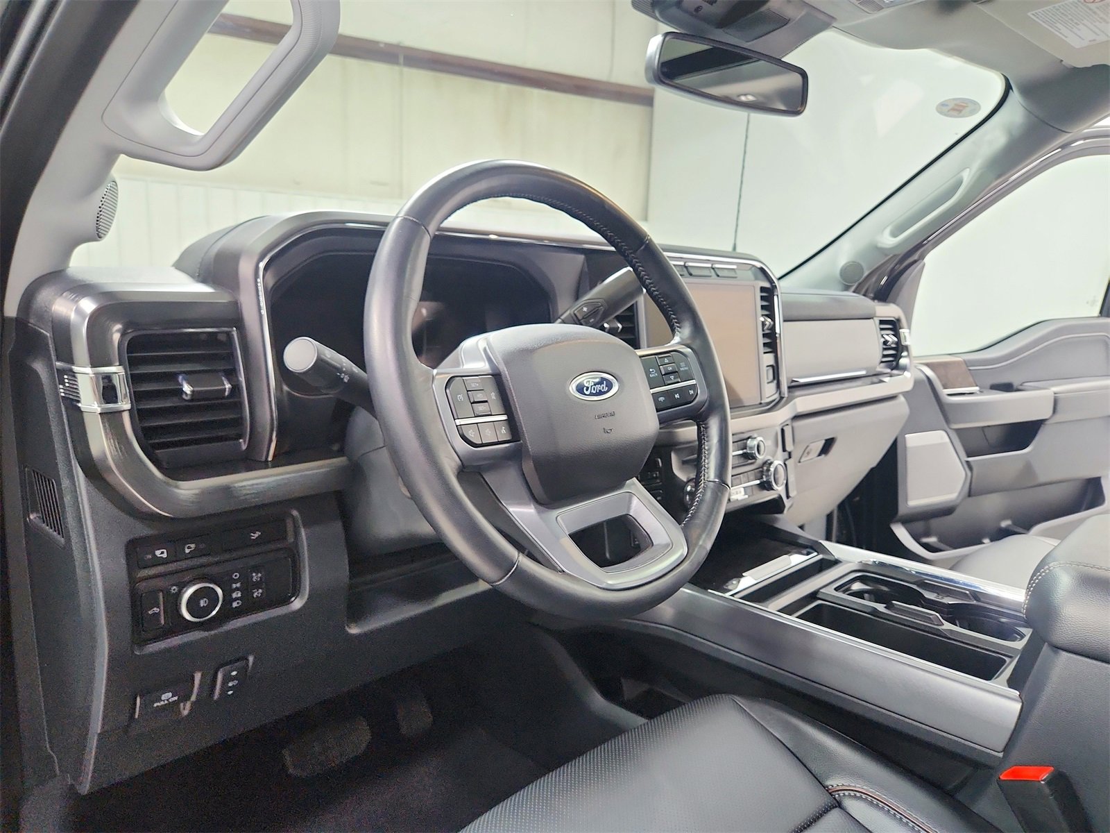 Used 2024 Ford F250 Lariat w/ Chrome Package image 18