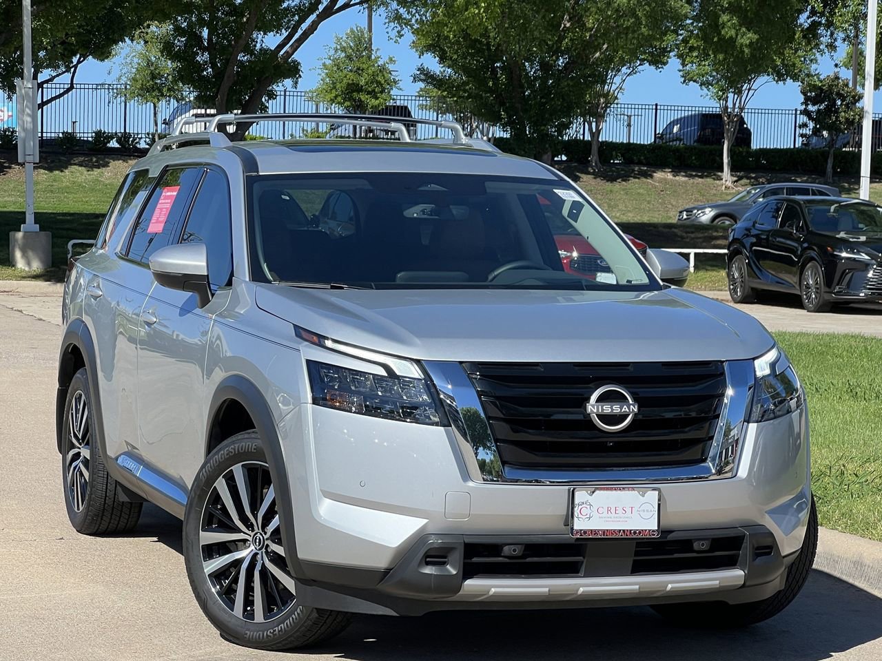 Certified 2025 Nissan Pathfinder Platinum w/ Cargo Package image 2