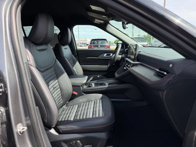New 2026 Ford Explorer ST-Line AWD/4WD image 20
