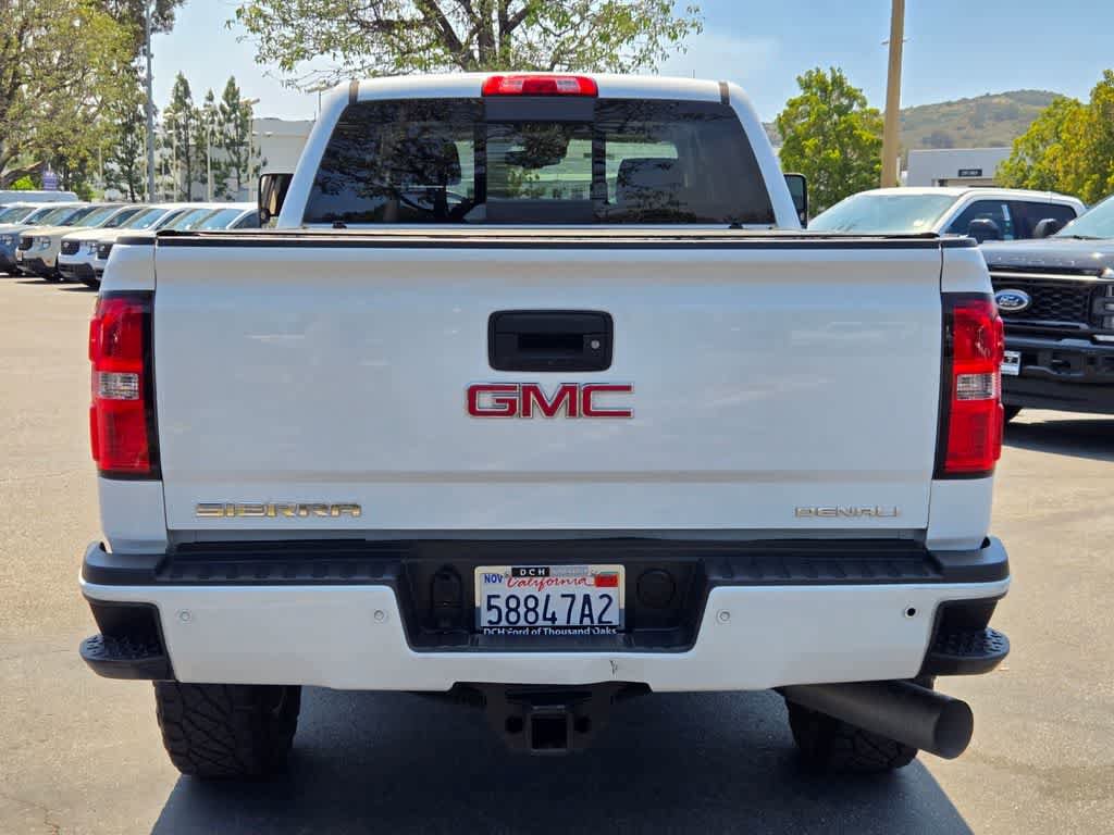 Used 2016 GMC Sierra 2500 Denali w/ Duramax Plus Package AWD/4WD image 4