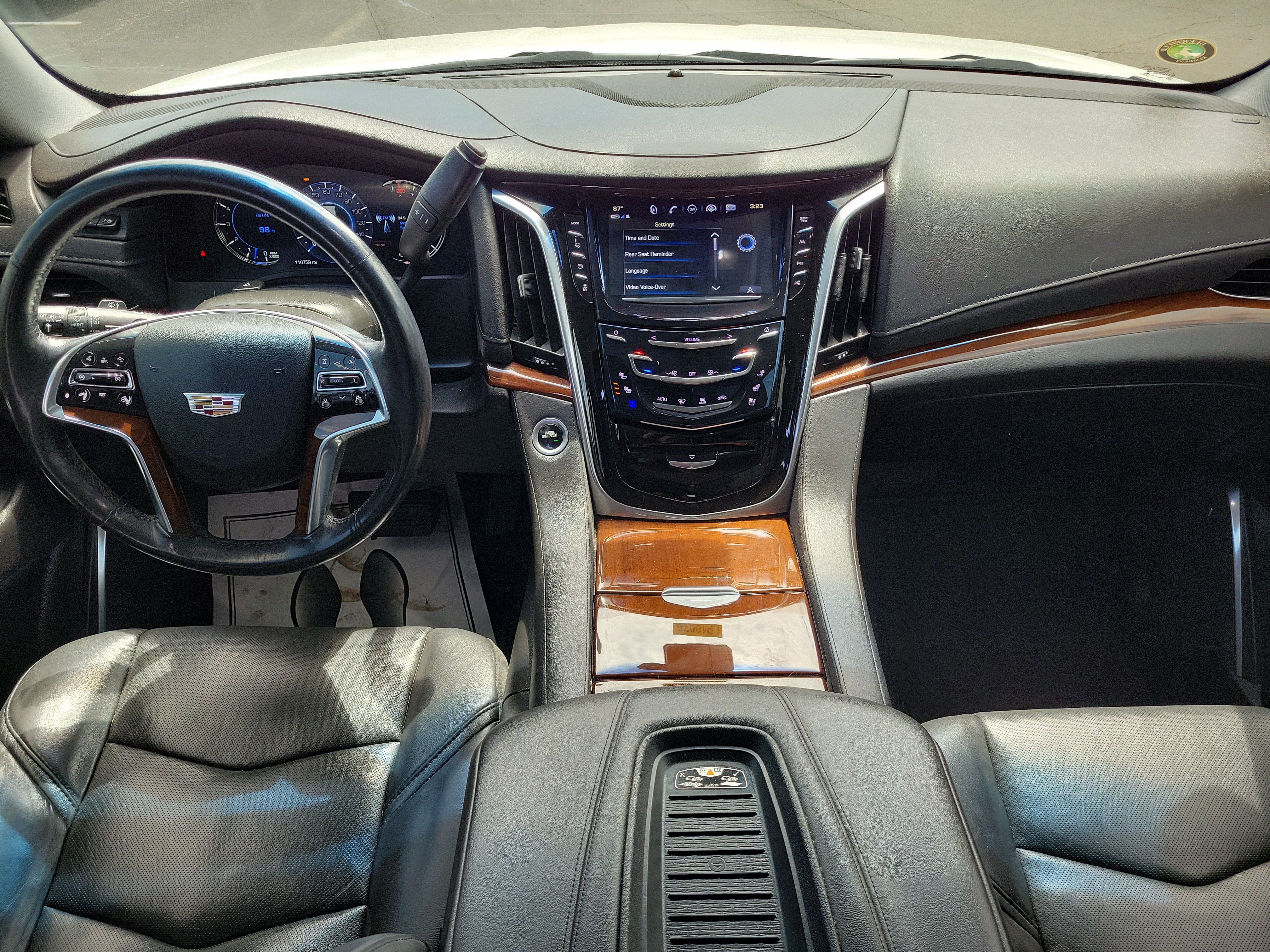 Used 2020 Cadillac Escalade Luxury AWD/4WD image 11
