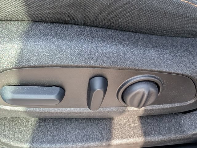Used 2024 Chevrolet Equinox LT AWD/4WD image 20