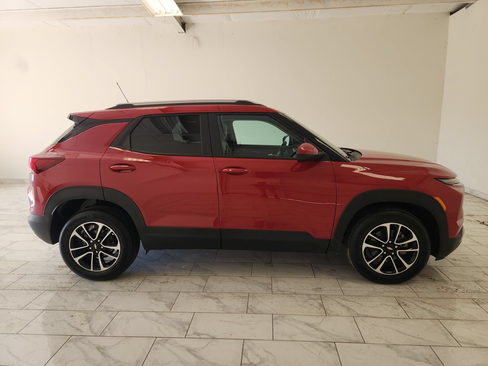 Used 2026 Chevrolet TrailBlazer LT FWD image 4