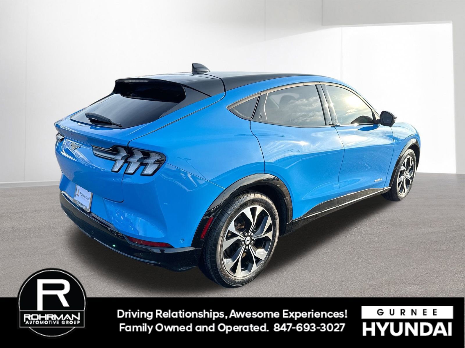 Used 2022 Ford Mustang Mach-E Premium image 8