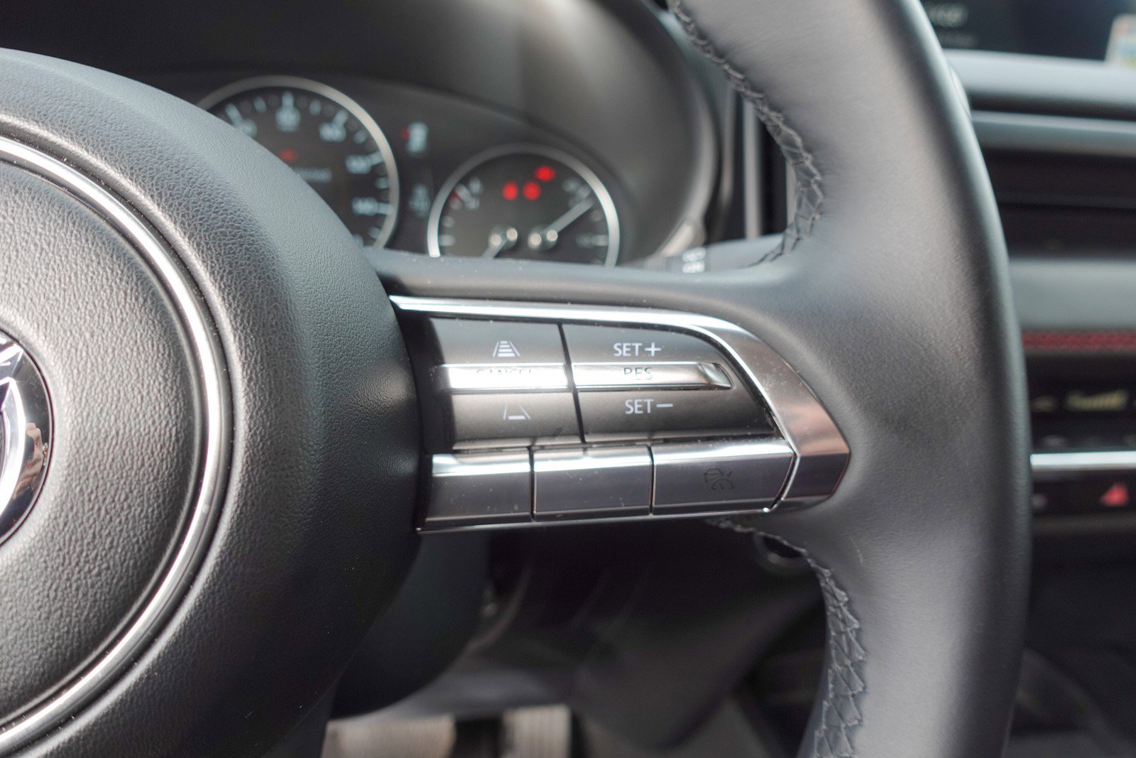 Certified 2025 MAZDA CX-50 2.5 Hybrid w/ Premium Plus Pkg image 16