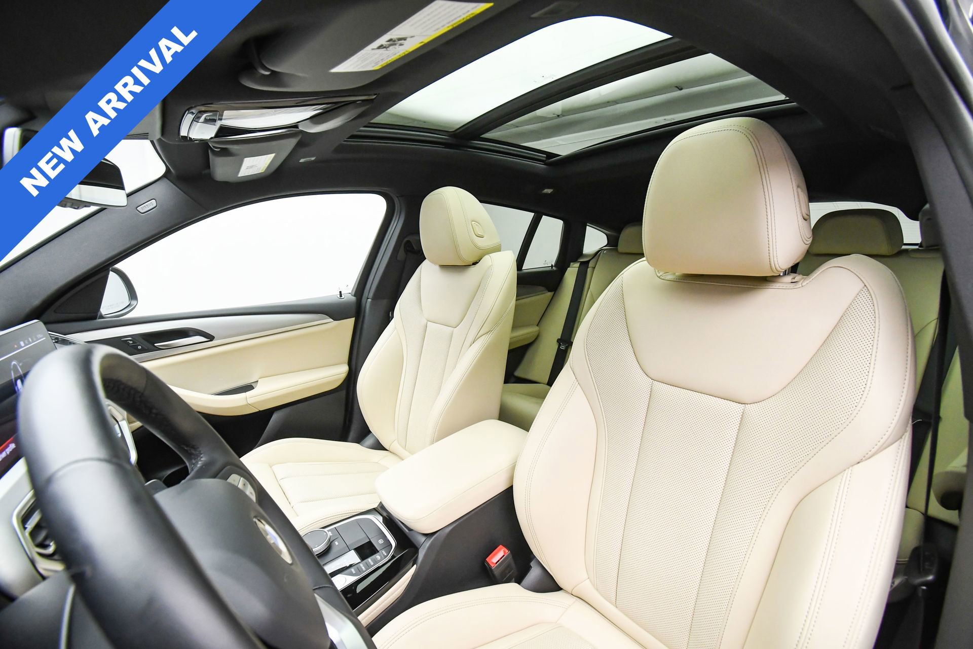 Used 2023 BMW X4 xDrive30i w/ Convenience Package image 50