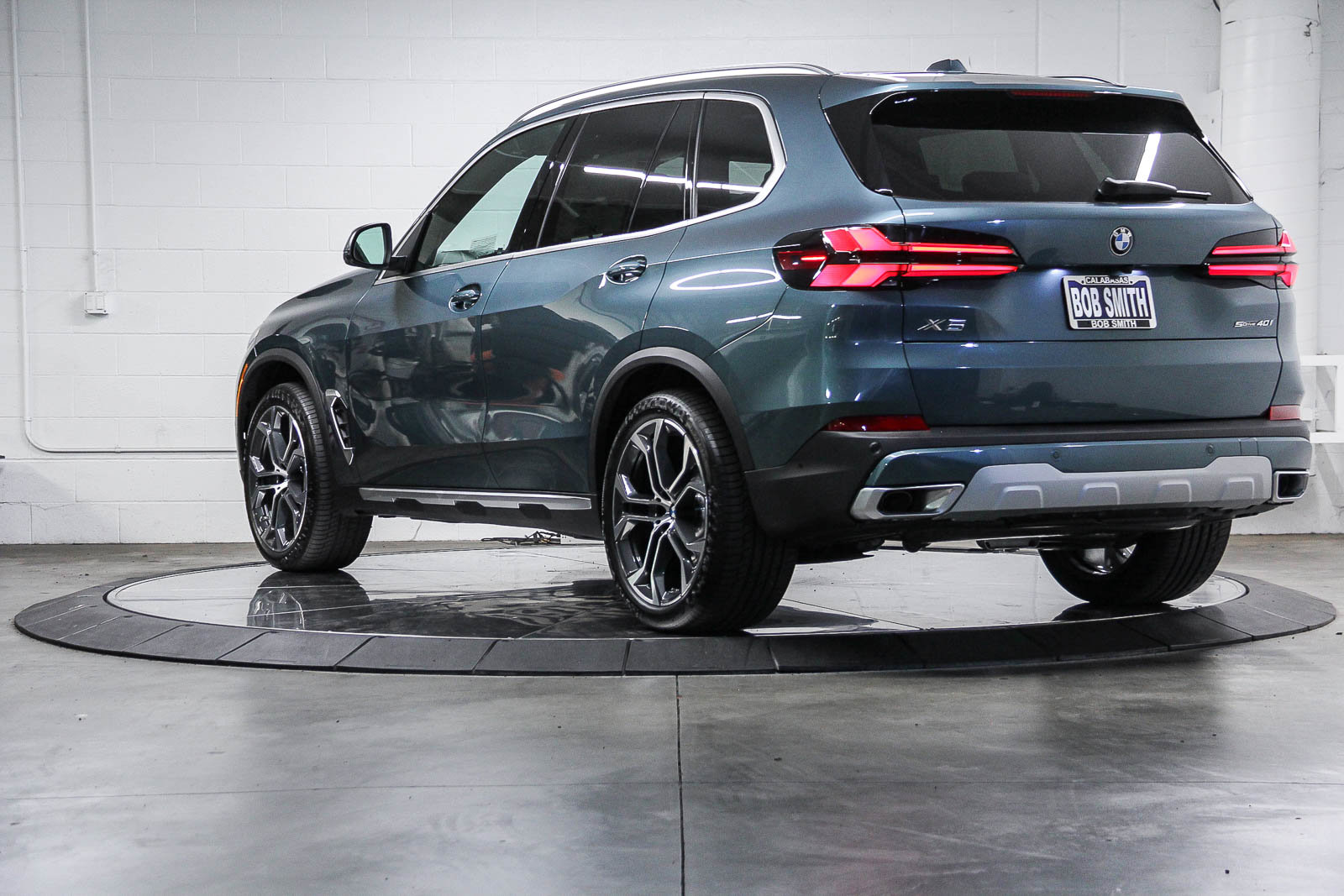 New 2026 BMW X5 sDrive40i RWD image 4