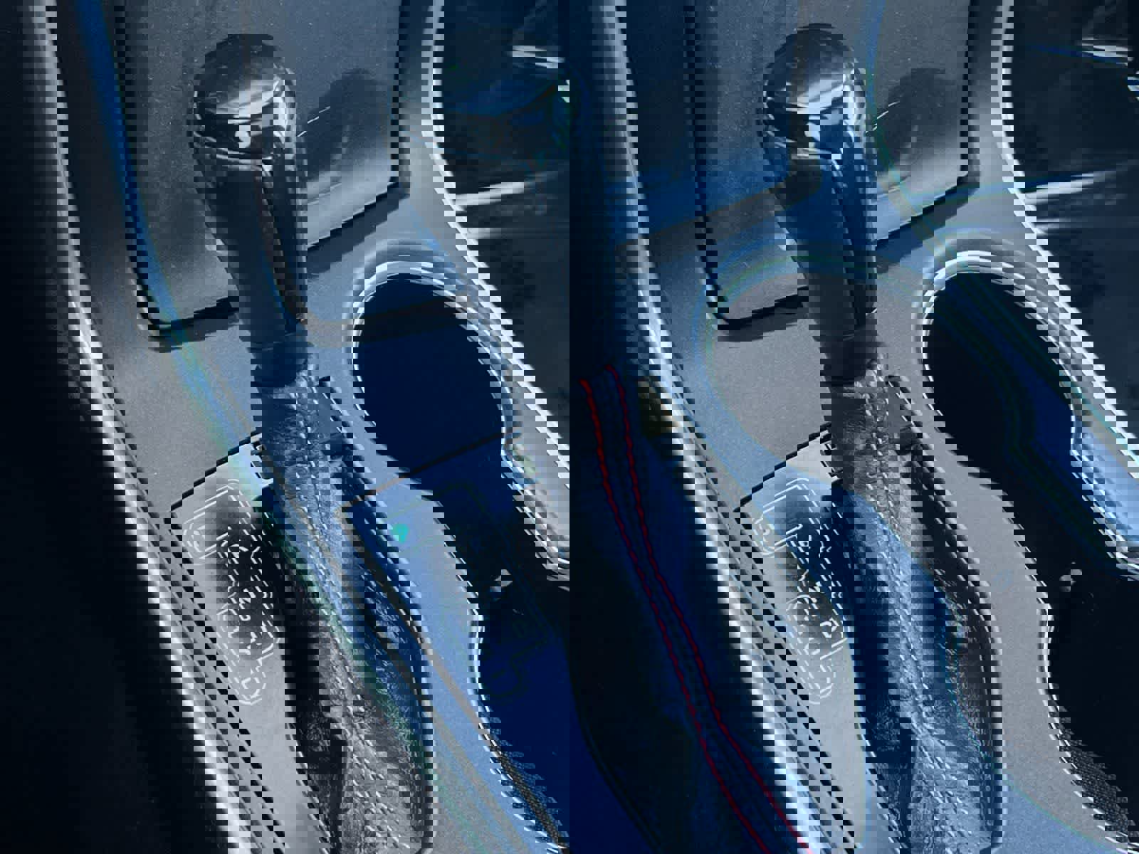 Used 2015 Toyota Camry SE w/ Moonroof Package image 21