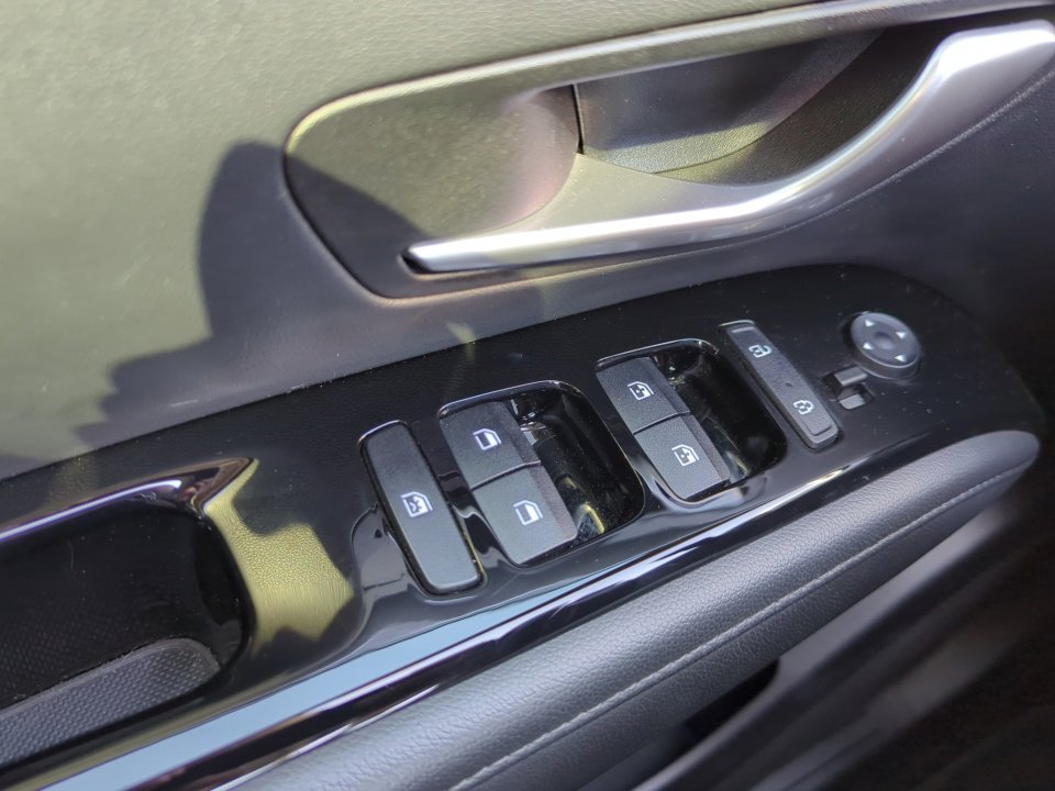 Used 2022 Hyundai Tucson Limited w/ Cargo Package image 34